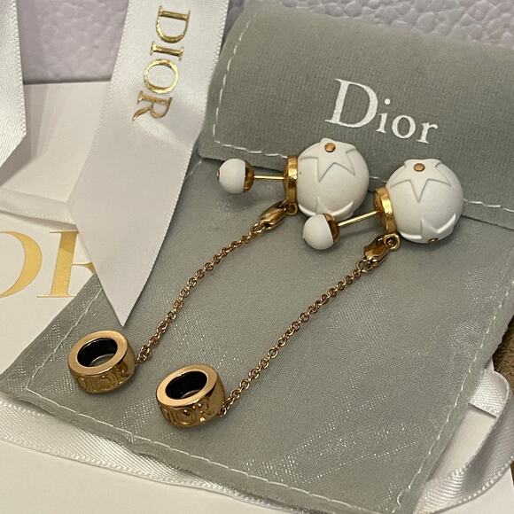 Rare Dior Tribales Earrings | White Matte iPod Drops, Logo Chain, Gift Set, New - Picture 9 of 13